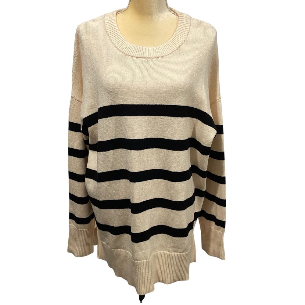 Blu Pepper Cream Black Striped Long Sleeves Sweater Size Large New with tag